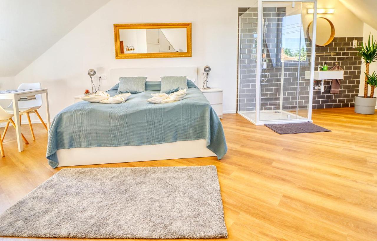 Barka Apartman 埃格尔 外观 照片