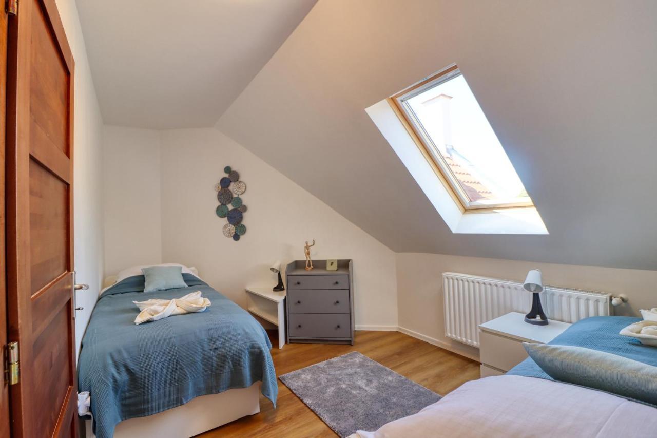 Barka Apartman 埃格尔 外观 照片