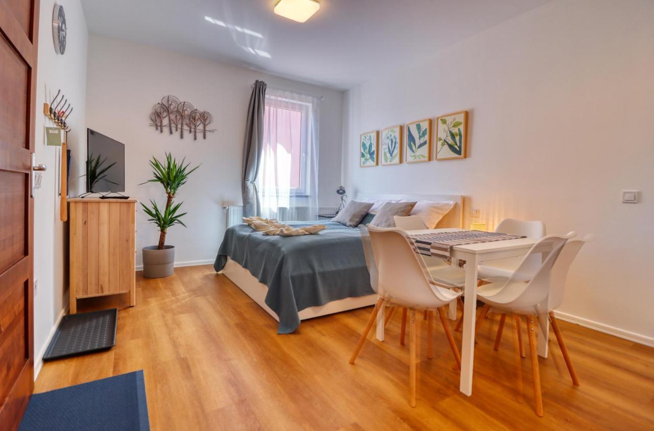 Barka Apartman 埃格尔 外观 照片