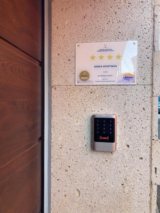 Barka Apartman 埃格尔 外观 照片